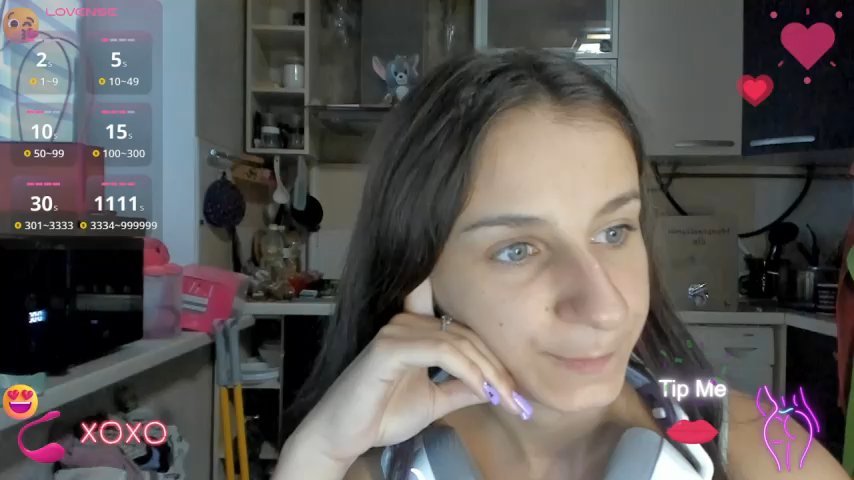 _Nika_Kik live cam screenshot female from Ukraine on ThePornGall – Galleries, GIFs & Live Cams — screenshot #1