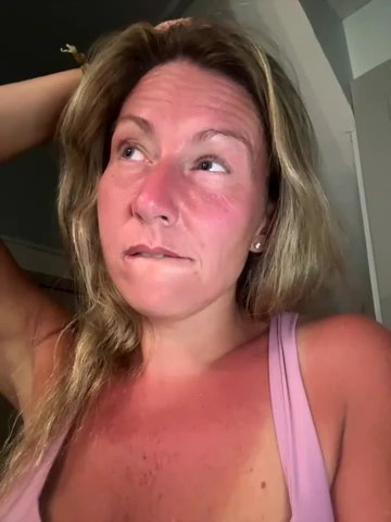 sophiasloane live cam screenshot female from United States on ThePornGall – Galleries, GIFs & Live Cams — screenshot #1